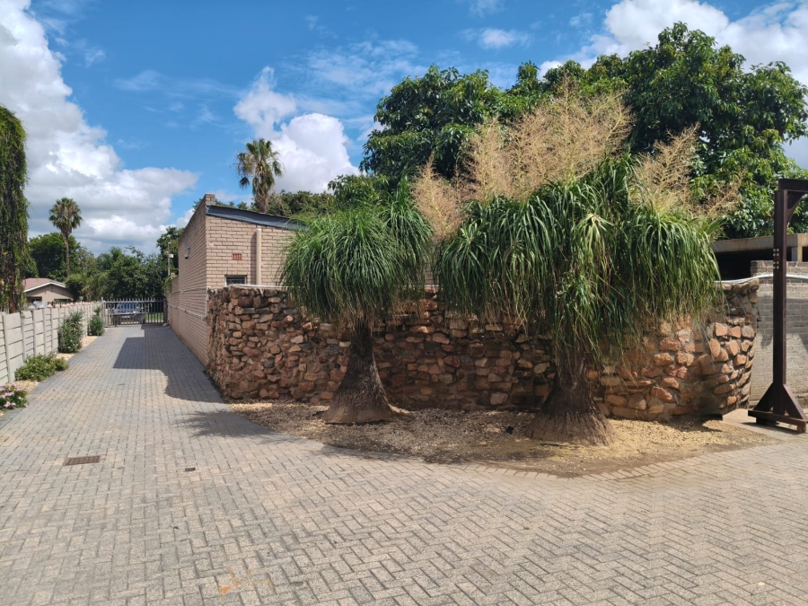 3 Bedroom Property for Sale in Oos Einde North West